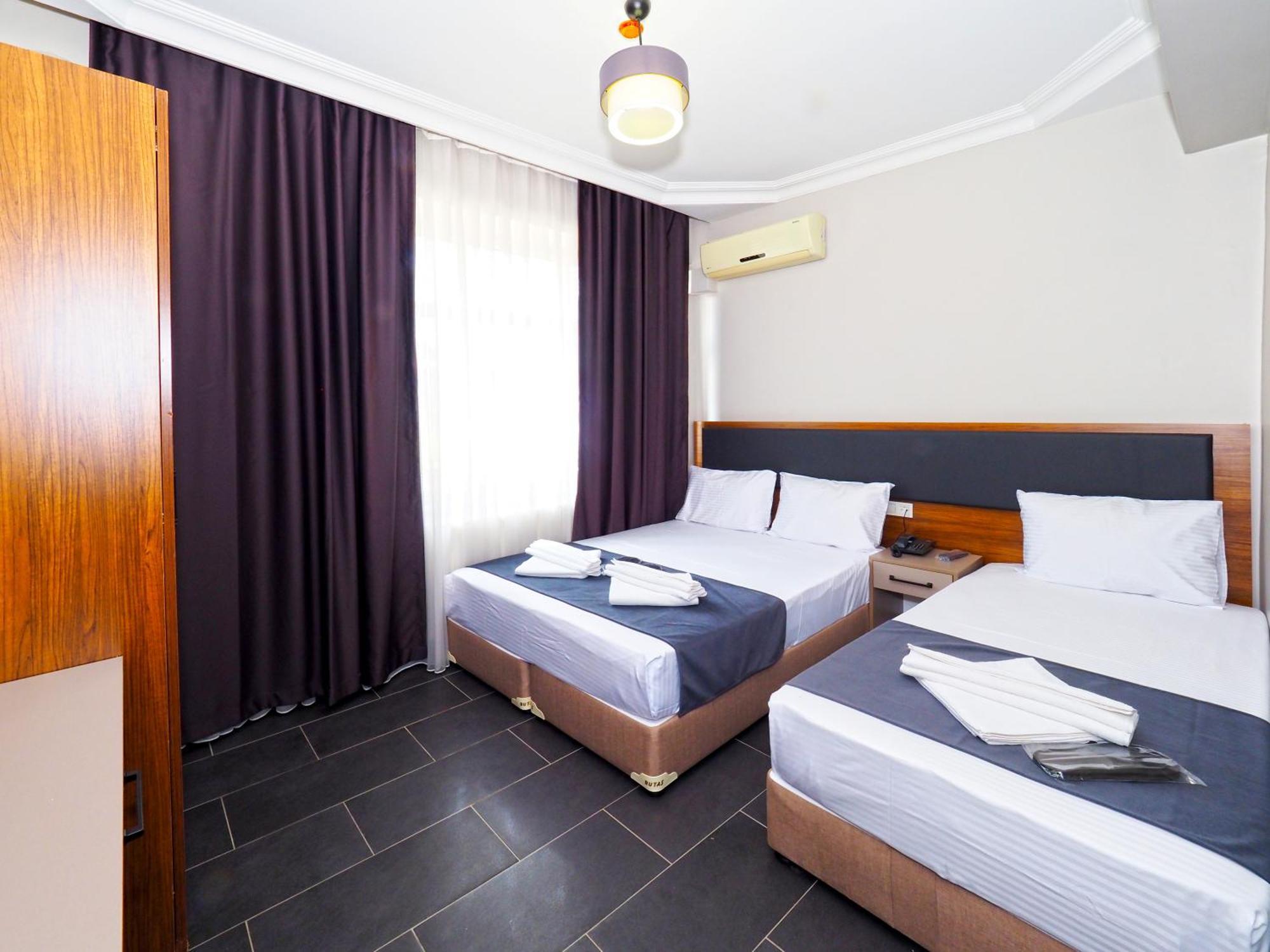 Hotel Diamond Old City
