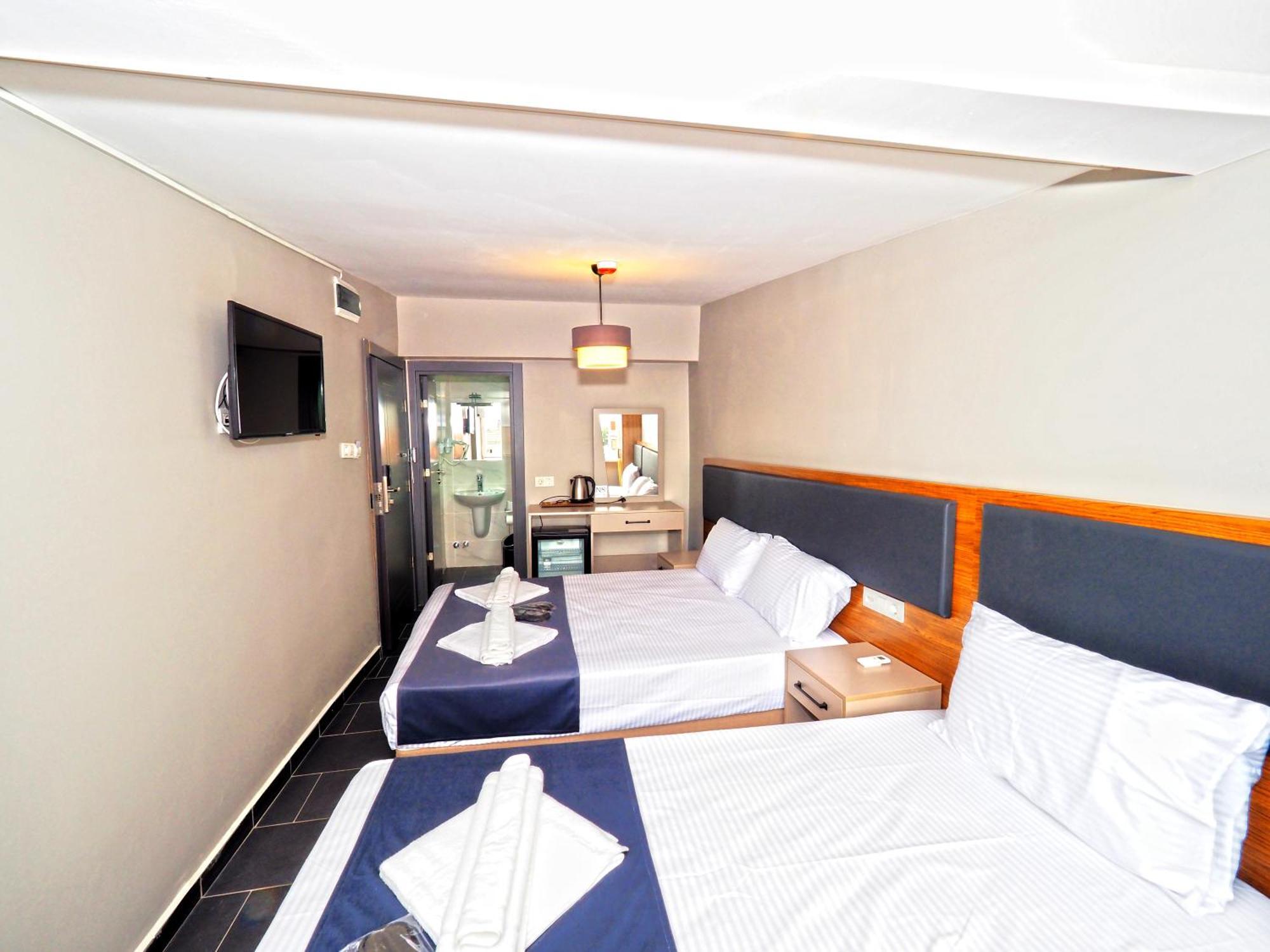 Diamond Old City Hotel